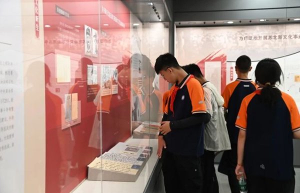 盐城这个展览，带你重温焚烧岁月里的艺术华章
