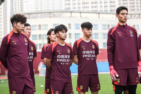 国足抵达韩国后立即张开考研，熏陶组期待每名队员齐充满斗志
